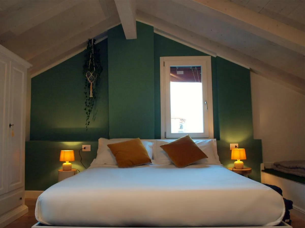 Cosmopolitan Central Rooms Bologna